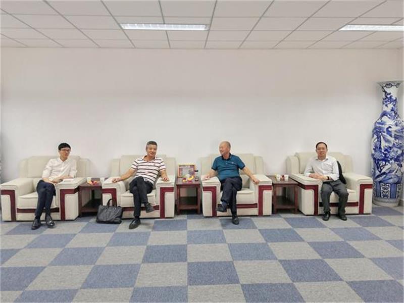 清华研究院陆院长一行 来爱游戏ayx登录入口,爱游戏(中国)共商产业规划